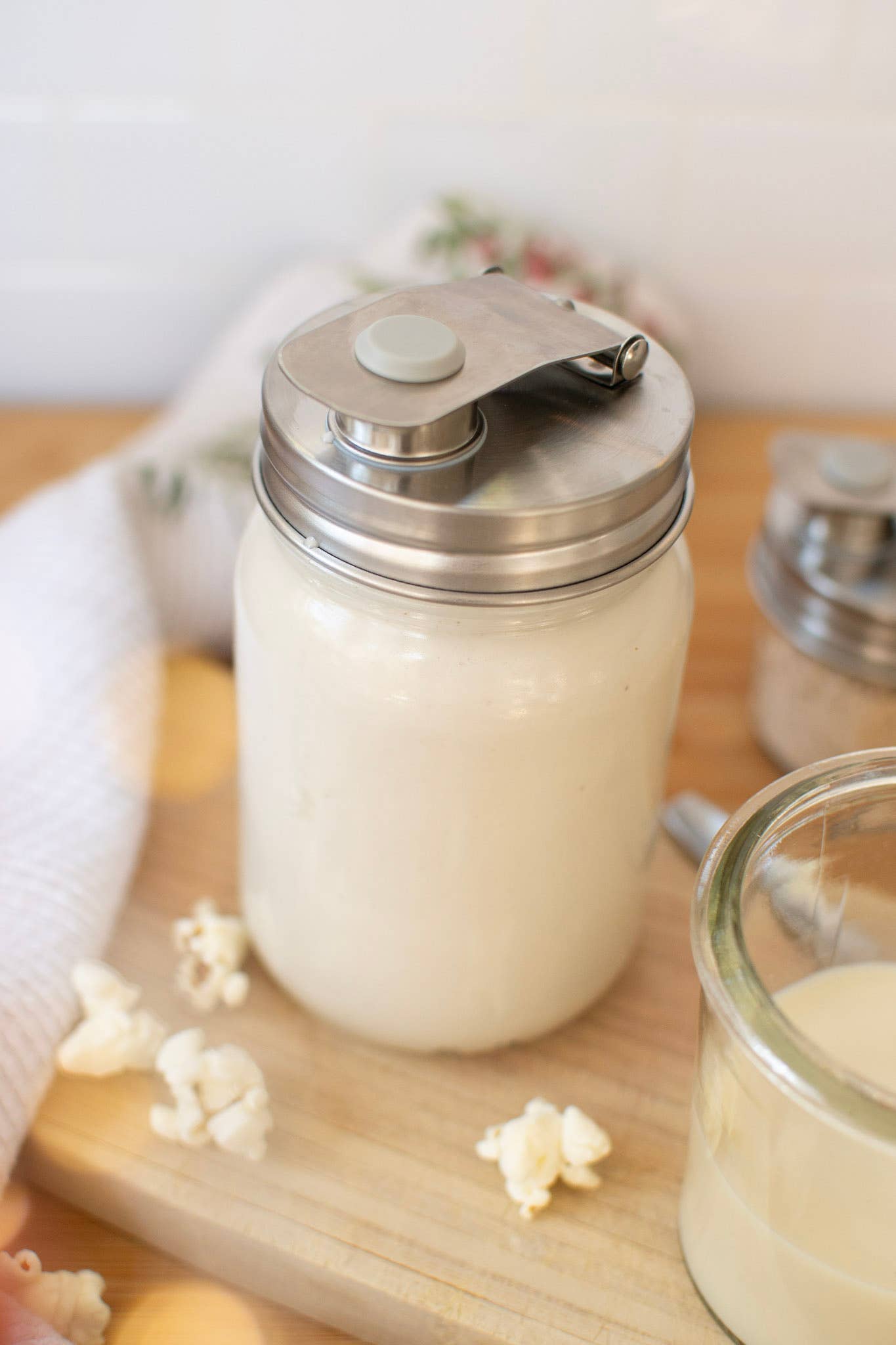 Stainless Steel Pourable Jar Lid (Regular Mouth) | Reusable Mason Jar Pour Lid